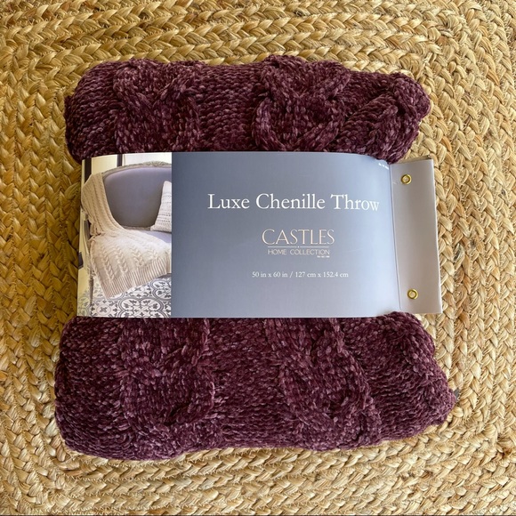 Luxe Chenille Throw - Picture 3 of 3